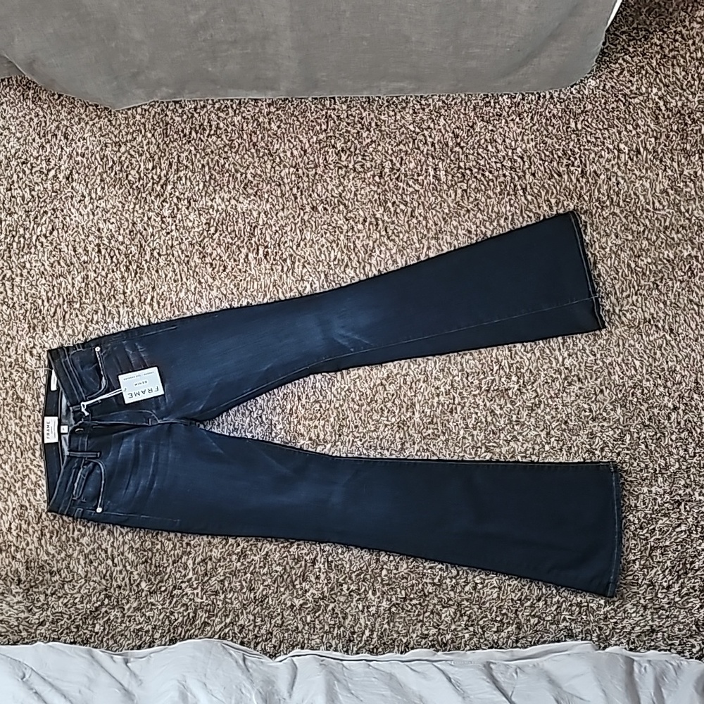 Frame Denim LeHigh Flare